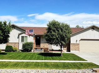 2908 N Azure Dr, Idaho Falls, ID 83401