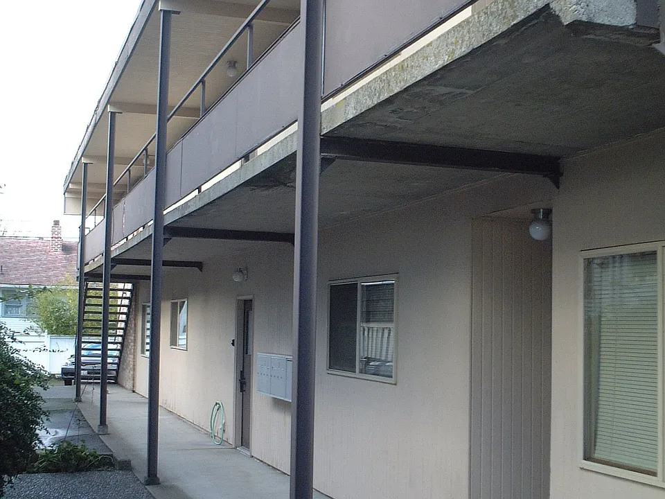 Pet-Friendly Roosevelt Retreat with Modern Kitchen | 6113 Apartments