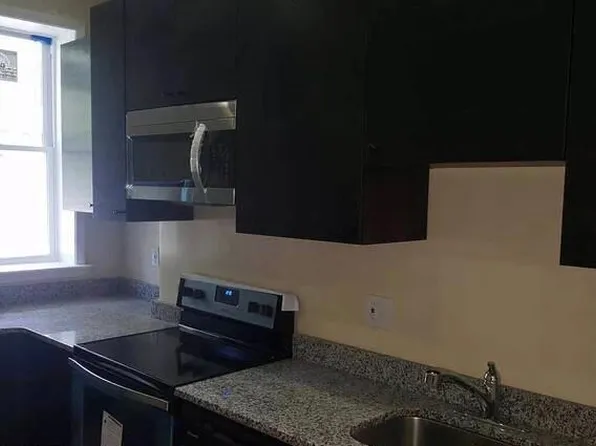 1622 N Bond St, Baltimore, MD 21213