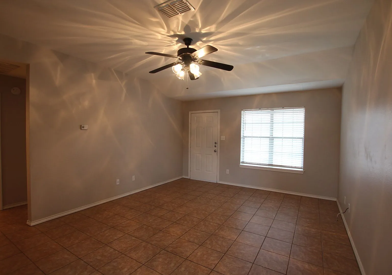 Coming Soon! 2 Bedroom Duplex in Lindale! — Photo 4