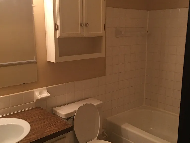 Trenton Place Apartments — Photo 53