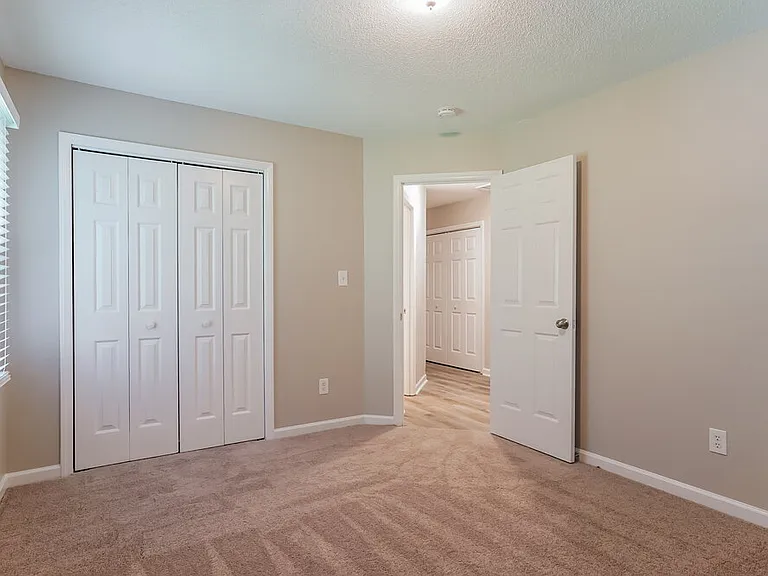 353 Amherst Creek Dr — Photo 13