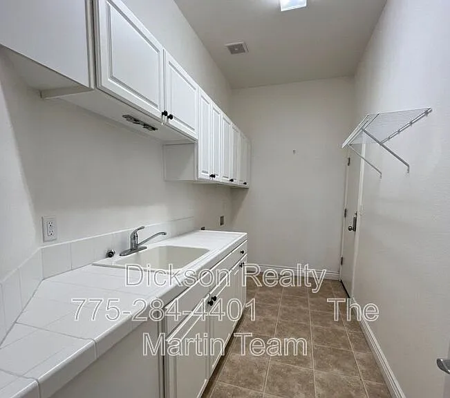 2810 Halo Dr — Photo 22