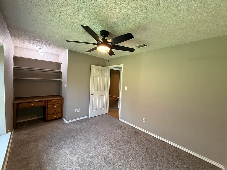 1805 Dunn St — Photo 10