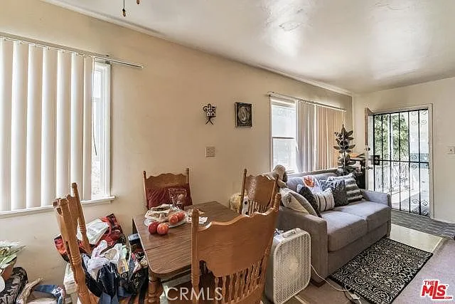 241 E Washington Blvd — Photo 6