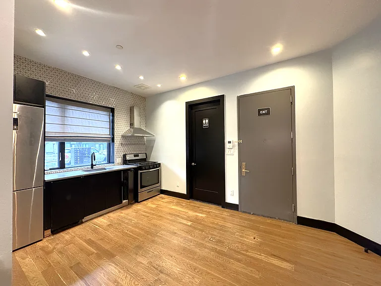 1815 Eastern Pkwy #1C — Photo 9