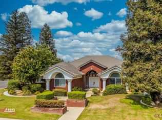 7204 Turquoise Ln, Bakersfield, CA 93308