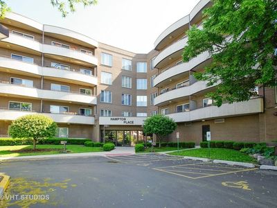 7201 N Lincoln Ave APT 403, Lincolnwood, IL, 60712