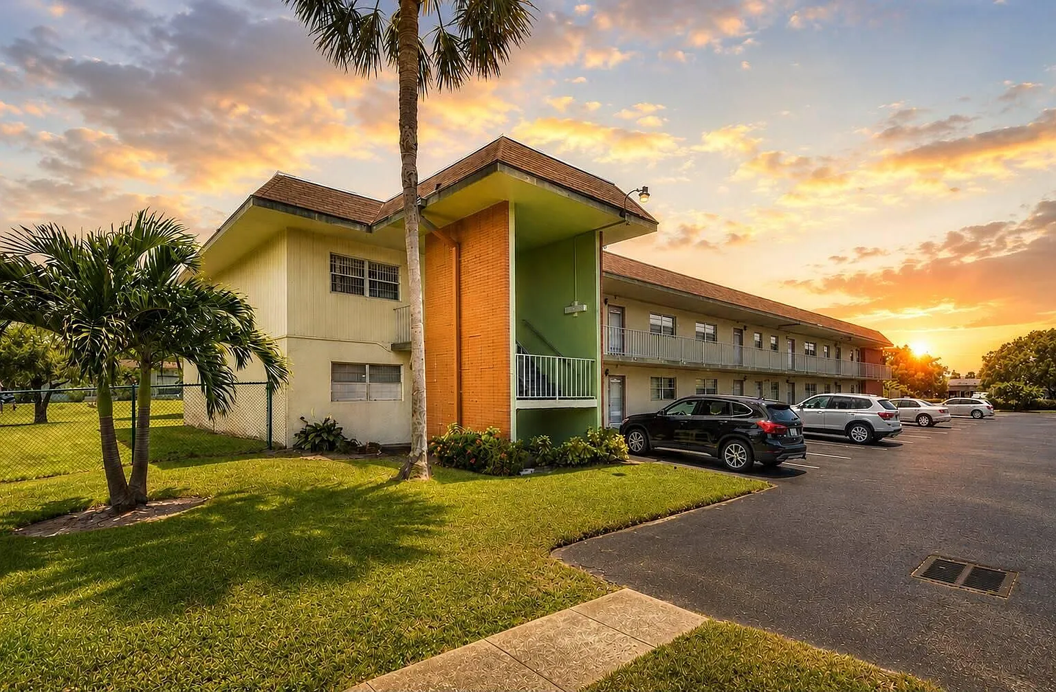 2 bed, 2.0 bath, 960 sqft, $1,750 — Photo 1