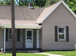 911 W 11th St, Bloomington, IN