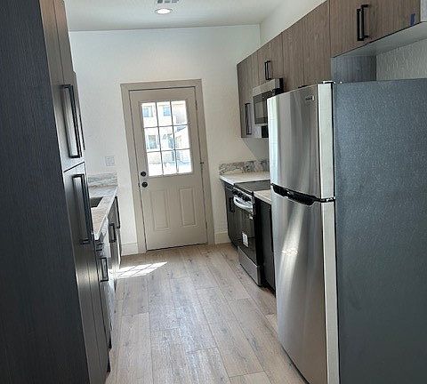 3rd image of 1100 S Hall Ave #3