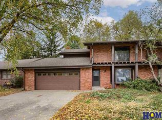 3510 Allendale Dr, Lincoln, NE 68516