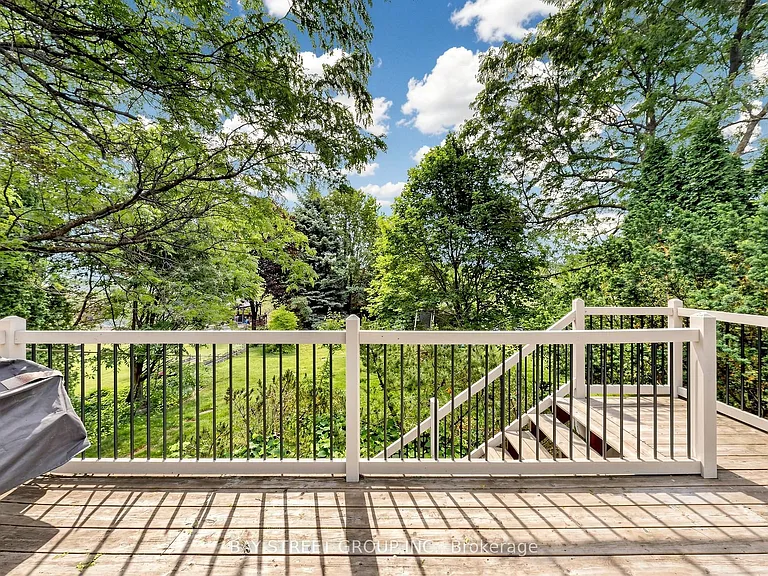 98 Brookeview Dr — Photo 48