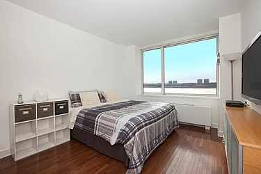 Rented by BLU Real Estate