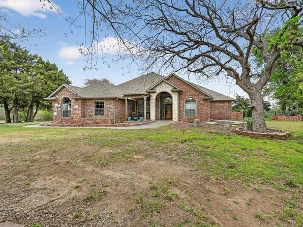 4851 Stout Rd, Midlothian, TX 76065