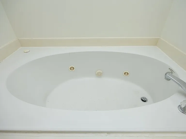 521 Renshaw Ct — Photo 19