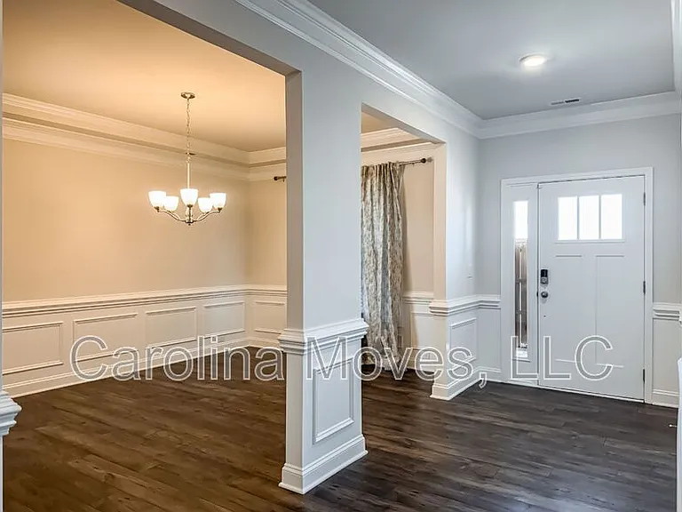 107 General Store Way — Photo 2