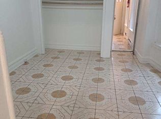 337 N 6th St #1R, Reading, PA 19601