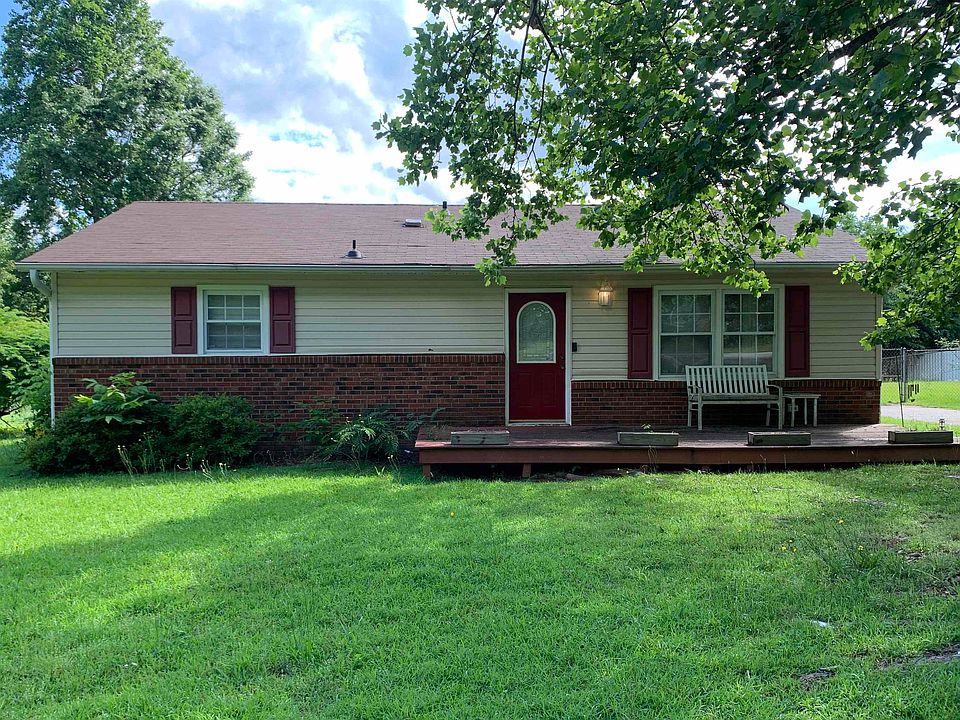1st image of 247 Sequoia Dr
