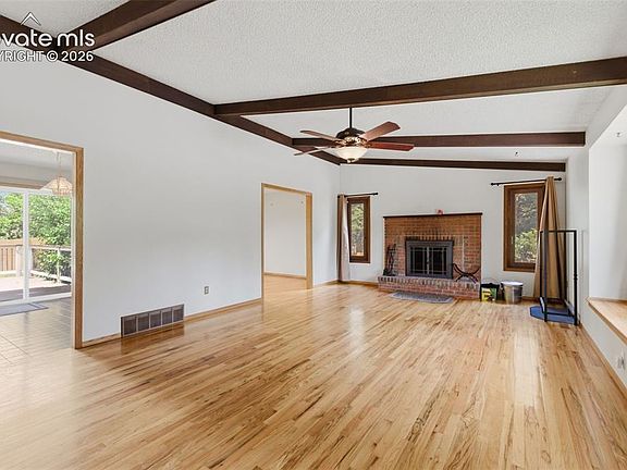 5th image of 6125 Castlewood Ln