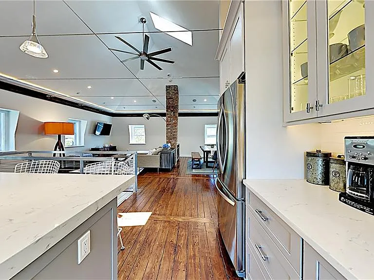 21 School St #4 — Photo 14