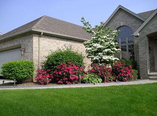 3529 Jasmine Dr #56, Seven Hills, OH 44131