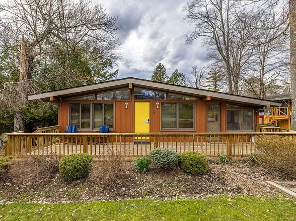4080 W Shore Dr, White Lake, NY 12786