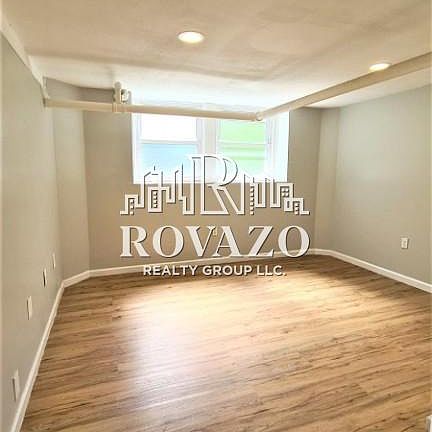 4th image of 254 Mount Prospect Ave APT 405