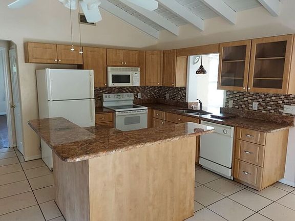 4th image of 4929 E Shady Acres Dr