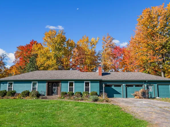 796 Surrey Dr, Galion, OH 44833