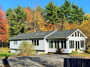 272 Middle Rd, Oakland, ME 04963