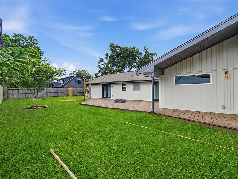 2603 Baycrest Dr — Photo 22