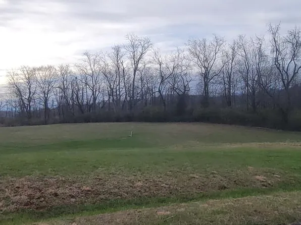 Cheyenne Trl, Abingdon, VA 24211