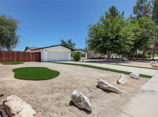 14387 Rodeo Dr, Victorville, CA 92395