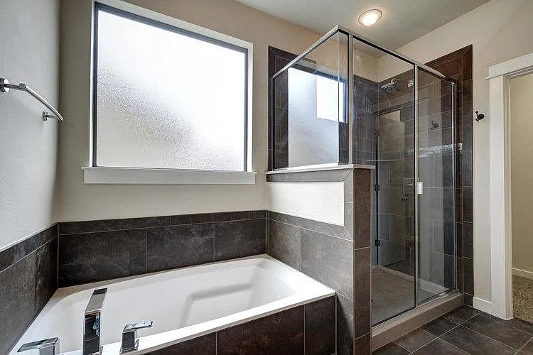2909 Corbin Ln — Photo 24