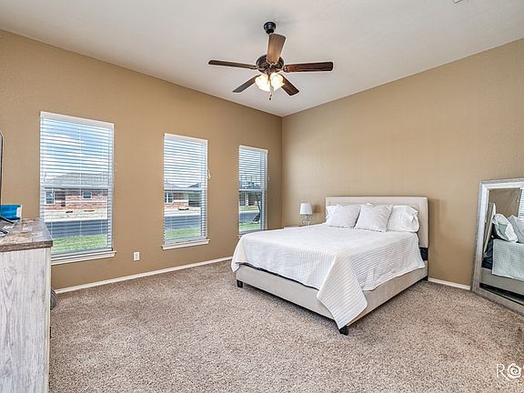 5th image of 4113 Huntleigh Dr