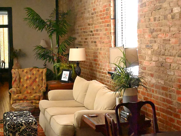 214 E Broad St #B — Photo 7