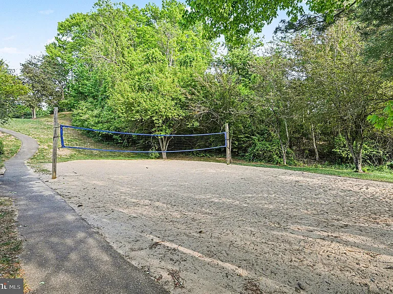 46 Northampton Blvd — Photo 47