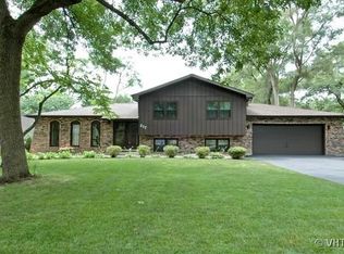 201 Shady Ln, Downers Grove, IL 60515 | Zillow