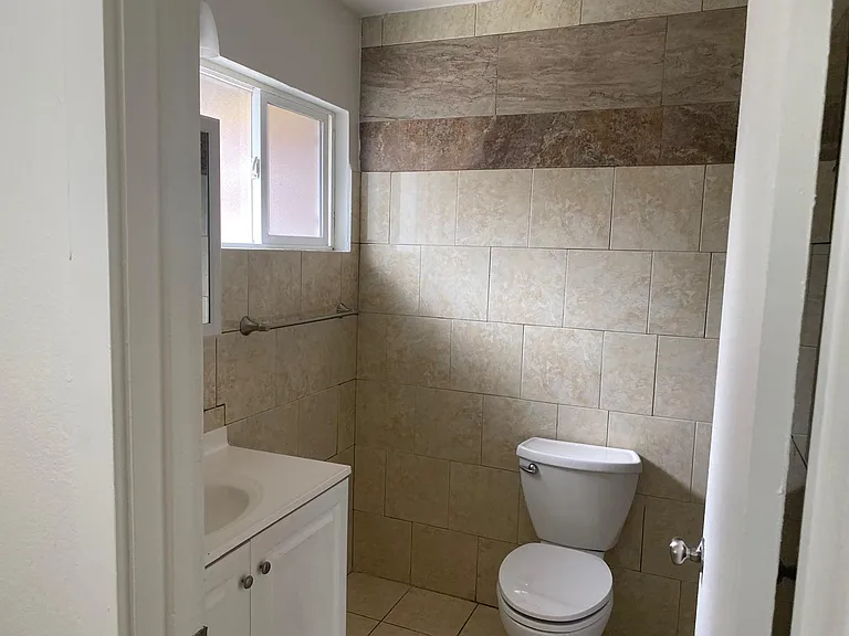 115 Cortland Cir #1 — Photo 16