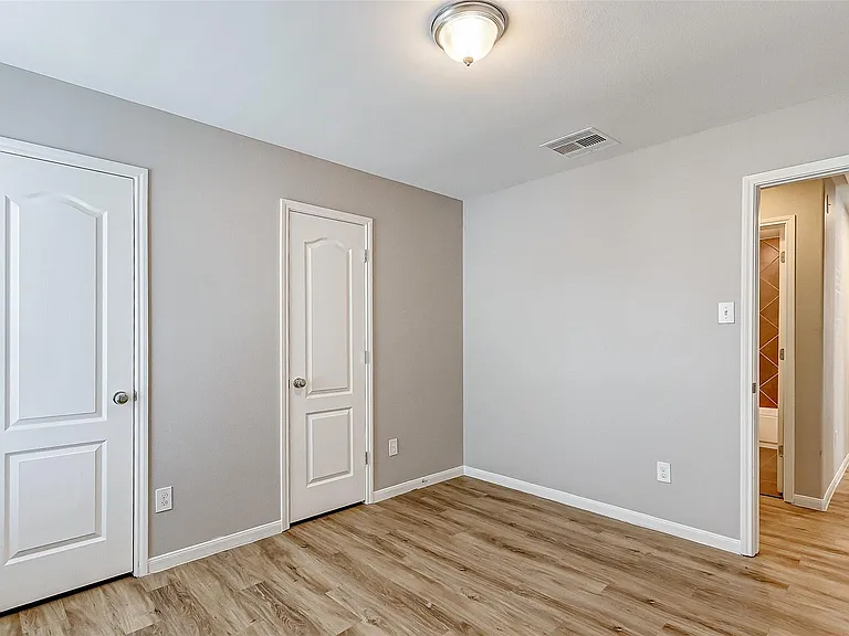 12943 Pecan Shores Dr — Photo 13