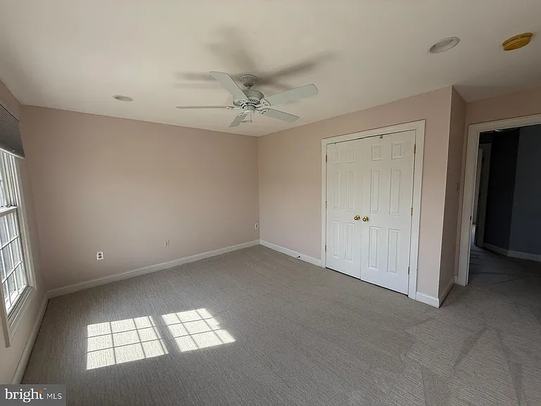 714 Marcus Cir — Photo 4