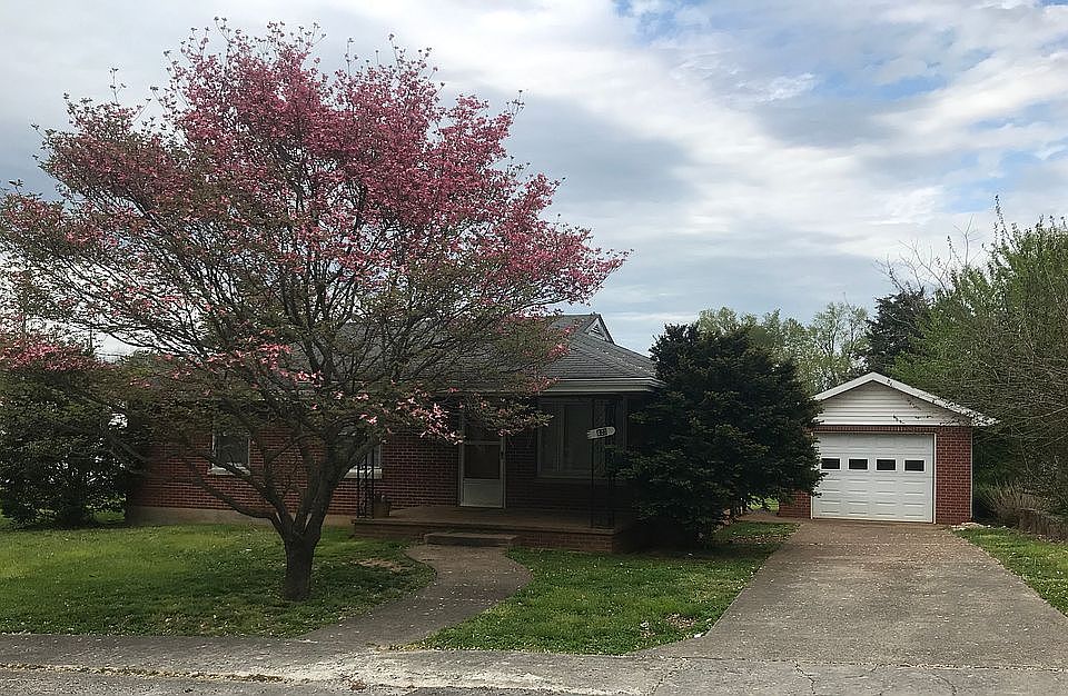 1st image of 403 Owens St