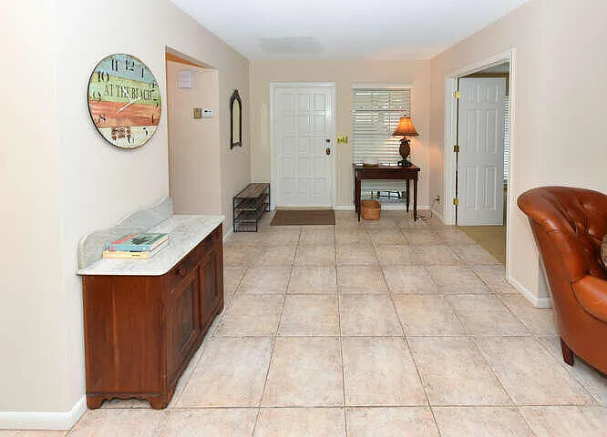 493 Forestview Dr — Photo 6