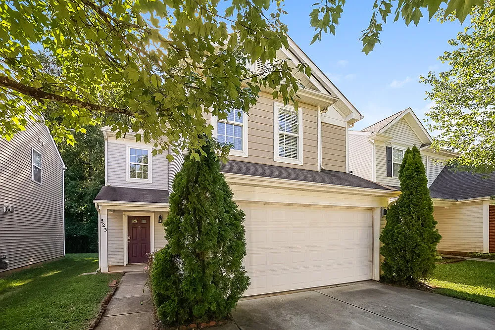 3 bed, 2.5 bath, 1620 sqft, $1,965 — Photo 4