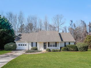 24 Cool Water Ct, Dallas, GA 30157