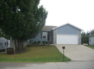 1806 Westway Dr, West Plains, MO 65775