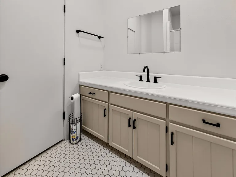 6106 SE Fm Rnch — Photo 17