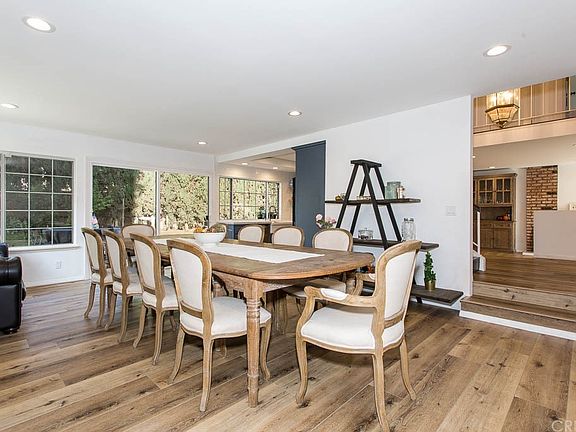 4th image of 6263 McLaren Ave