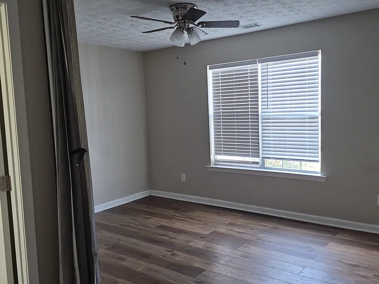 418 Summer Hill Cir — Photo 22